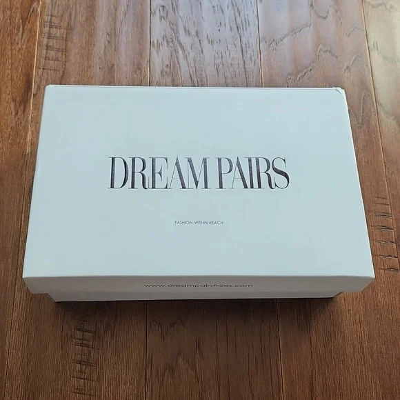 NWT Dream Pairs Women's Chunk low heel strappy sandals - Picture 6 of 7